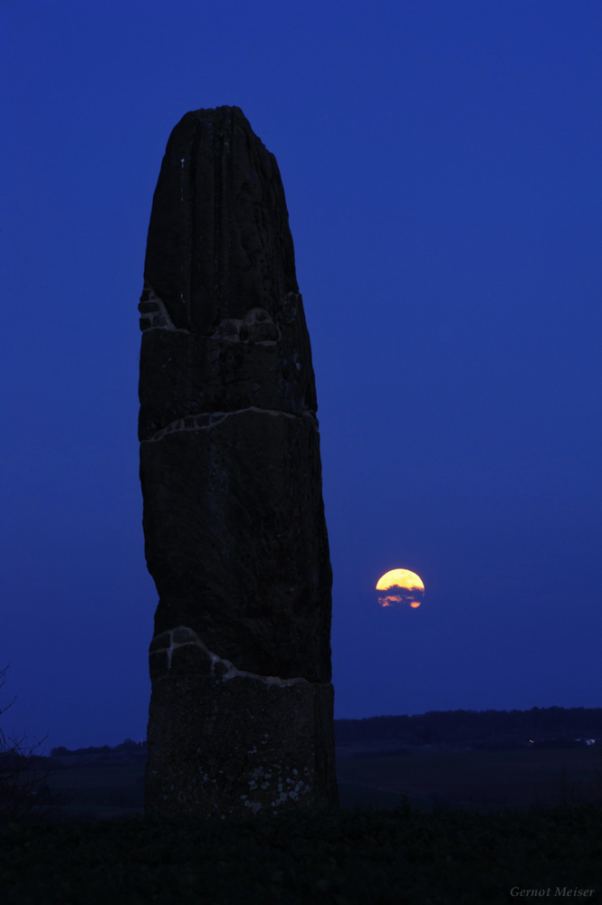 Monolith Moonrise