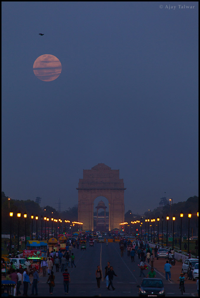 Delhi Holi Moon