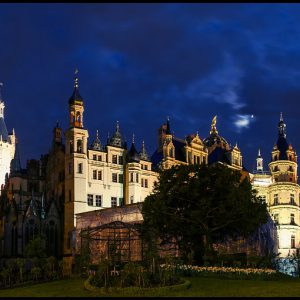 The Moon and the Schwerin Palace