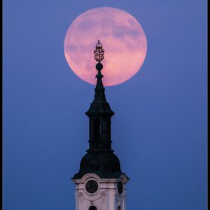 Supermoon and the Coat of Arms of Hungary