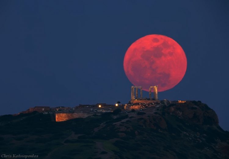 Temple of Poseidon at Moonrise