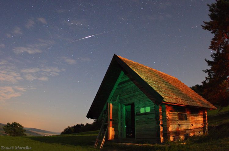 Iridium Flare over Cottage