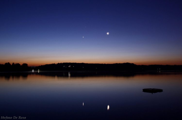 Monate Lake Old Moon and Morning Planets