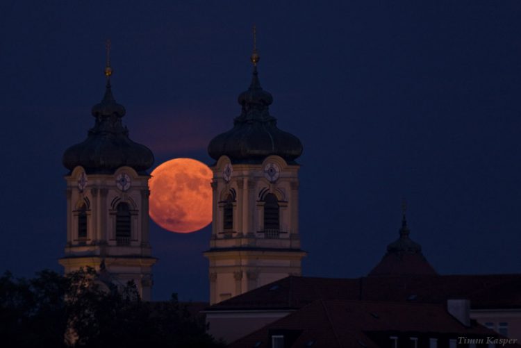 Full Moon between the Steeples