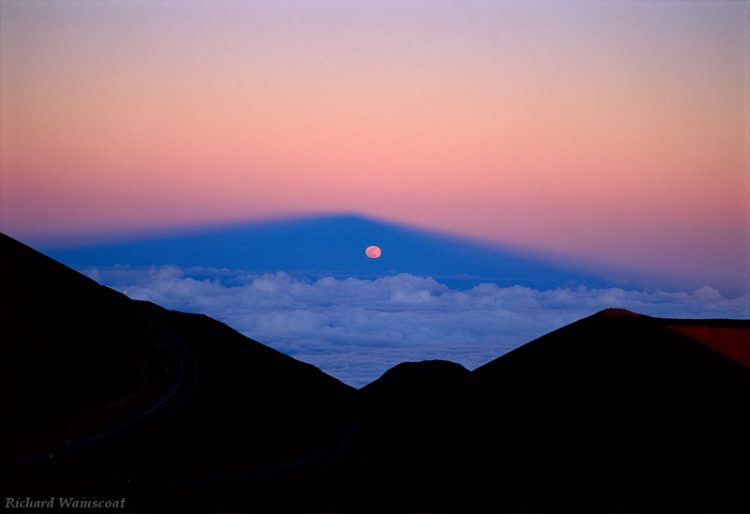 Inside the Shadow of Mauna Kea