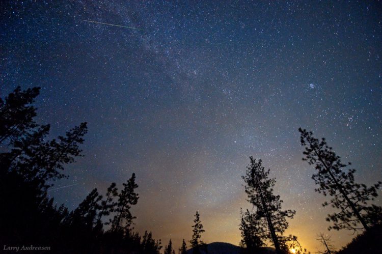 Meteor at Moonrise