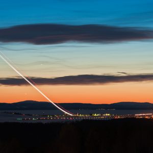 Flying Between Jupiter and Mercury