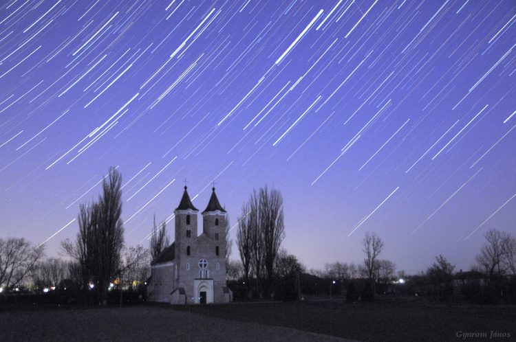 Trails over the Two Towers