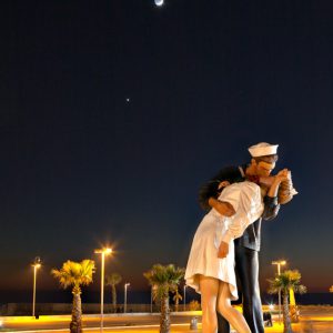 Lovers under the Moon and Venus