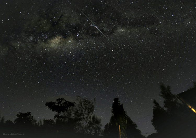 Iridium Flare and the Milky Way