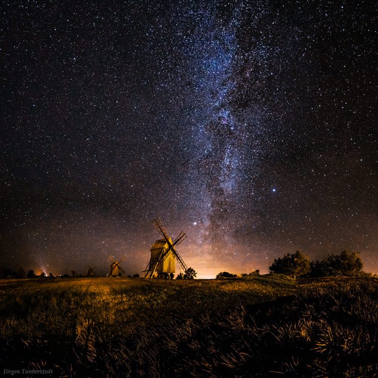 Galaxy Rising