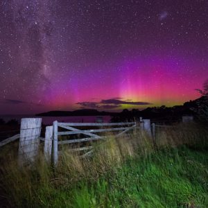 Aurora Australis at the Gate