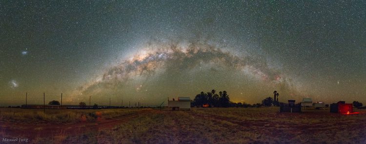 Milky Way Arch over Tivoli Astrofarm