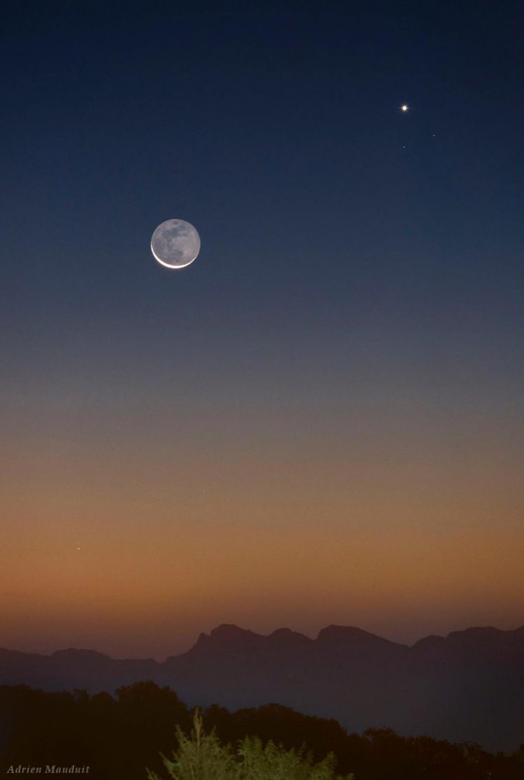 Conjunction of Moon and Venus over the Alps