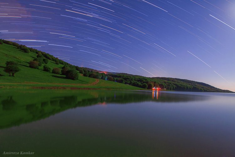 Lakeside Startrails