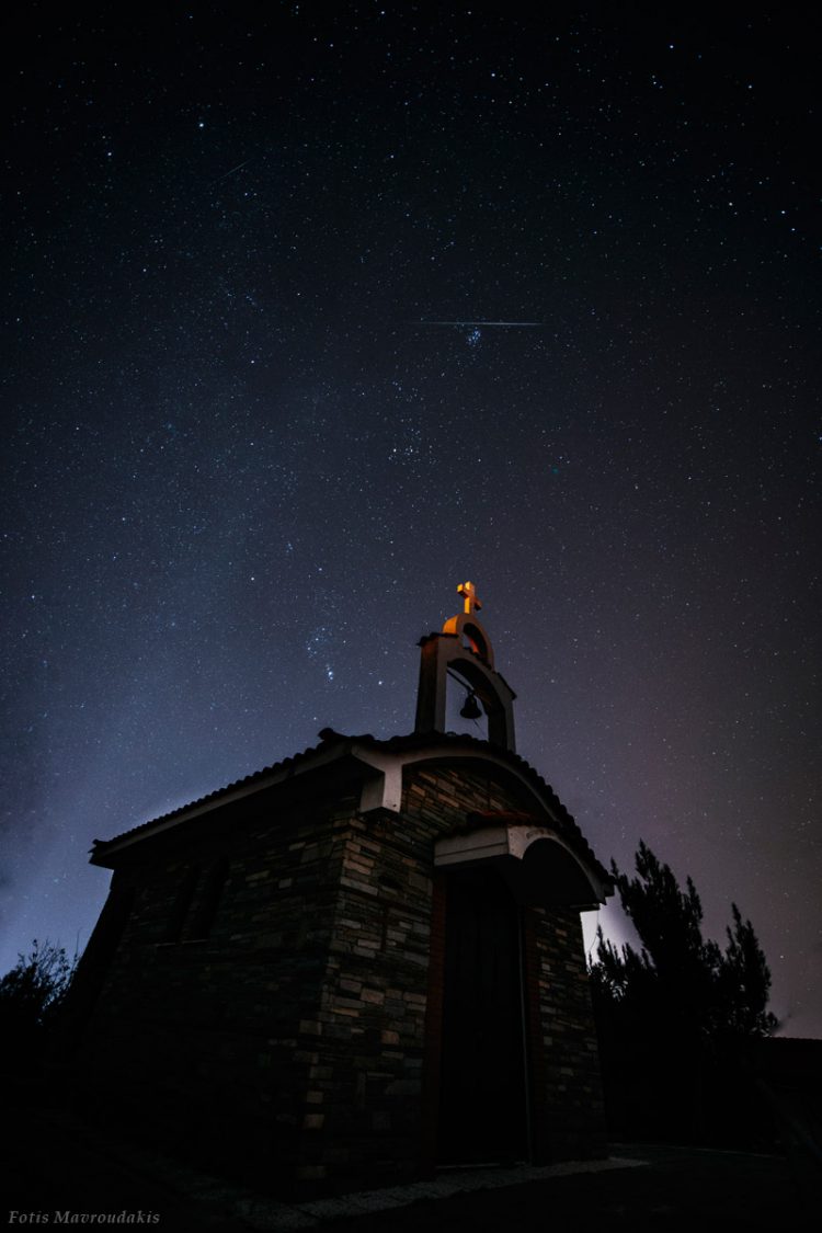 Comet Under a Geminid Meteor Shower
