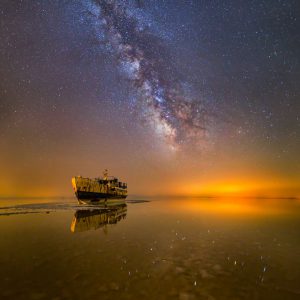 Milkyway and Ship on Urmia Lake