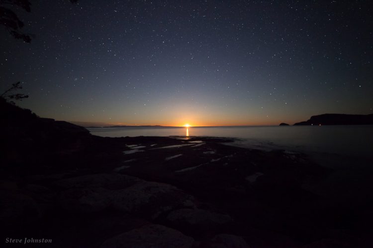 Moonrise from Coal Point