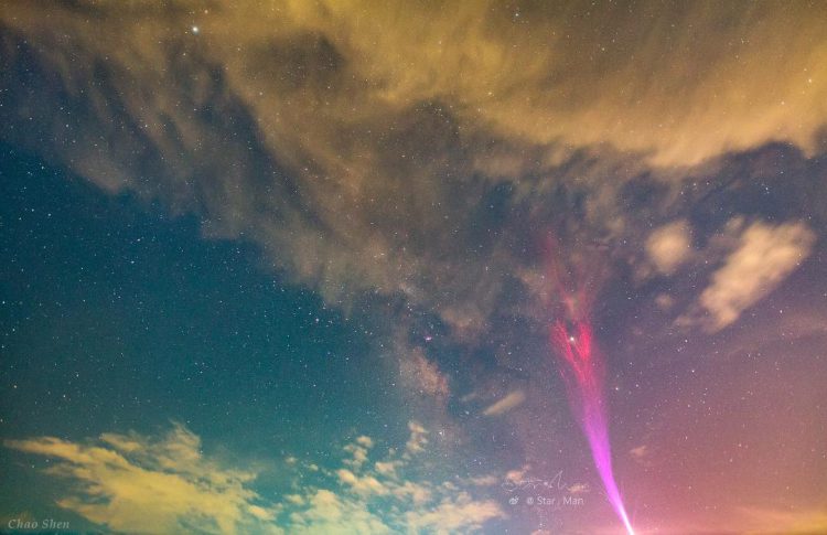 A Gigantic Jet with Milky Way
