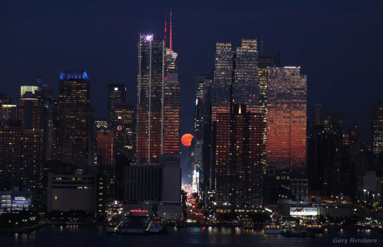 Strawberry Moon in New York