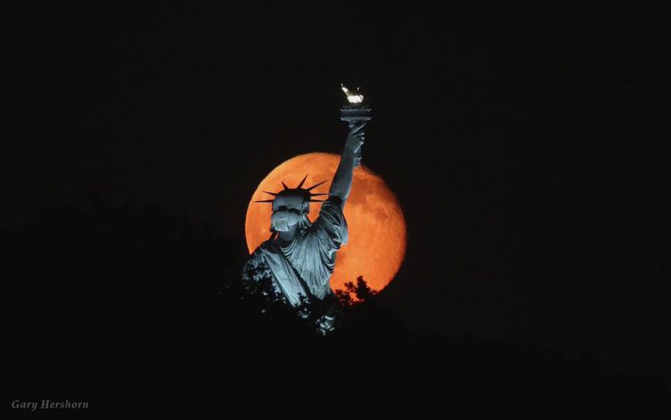 Moon Rise of Liberty