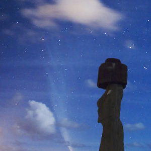 Comet McNaught at Easter Island