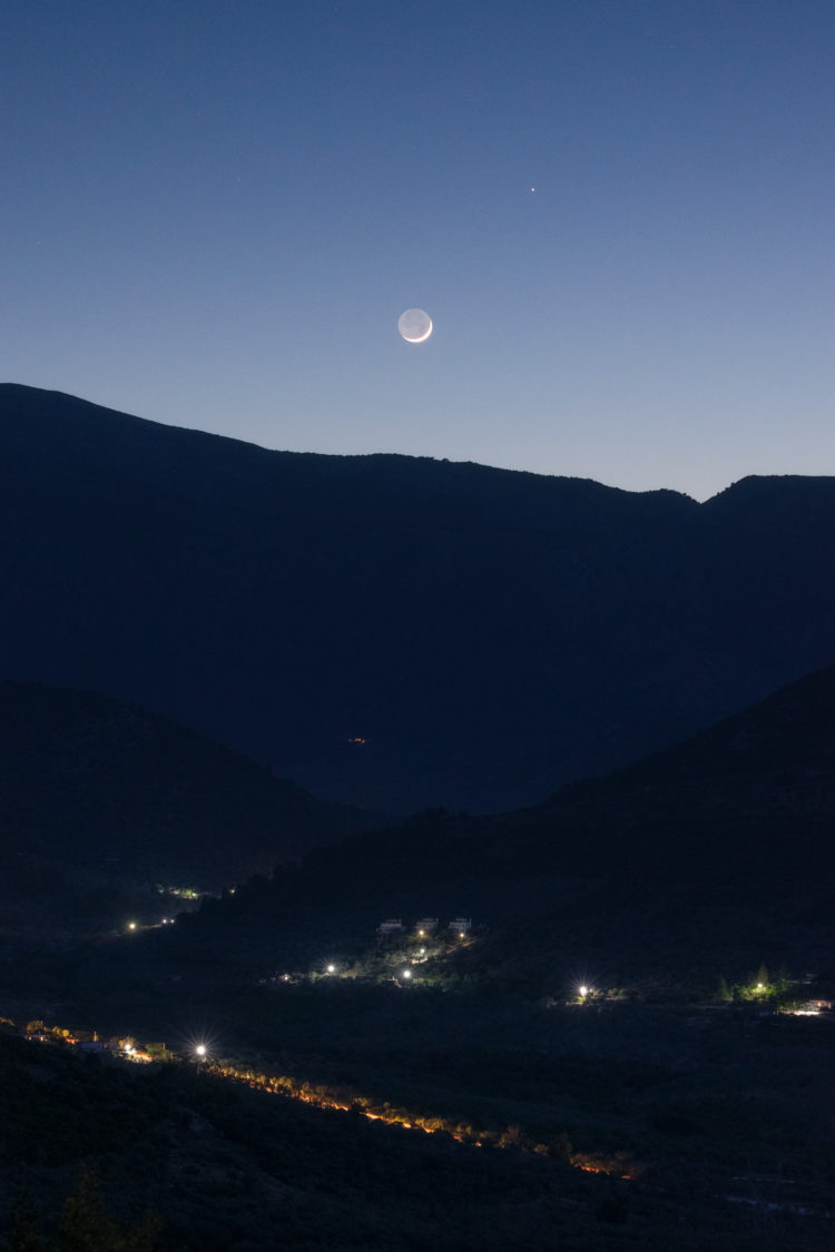 Crescent Moon and Mercury at Dusk