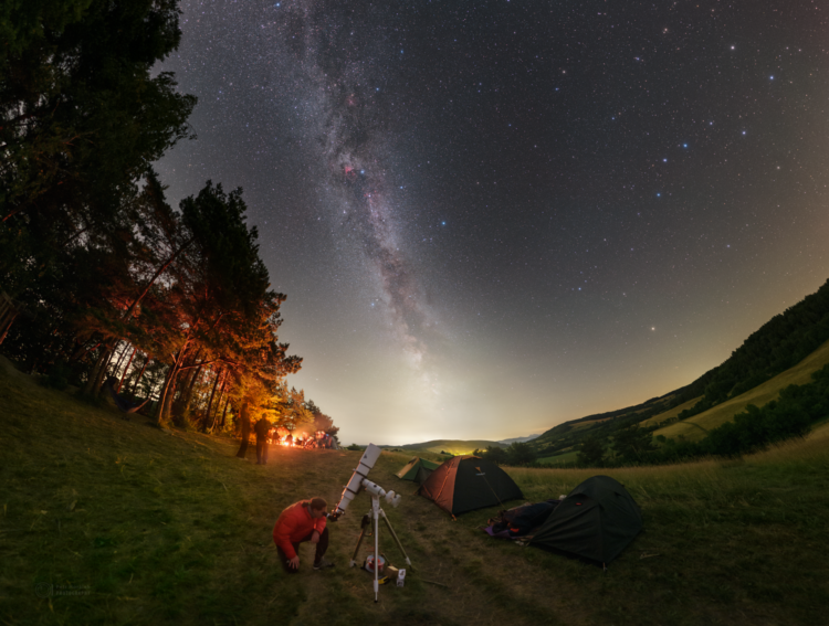 Hoštiná to Starry Sky