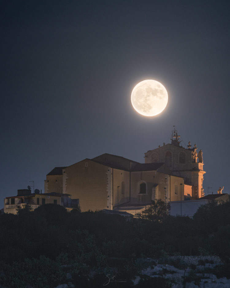 The Full Hunter’s Moon over San Giovanni