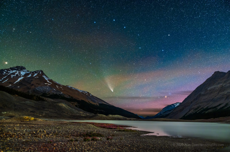 Comet NEOWISE at the Columbia Icefield