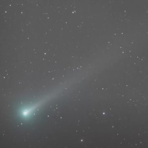 Comet Leonard in Motion ᐉ