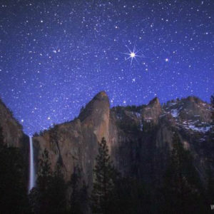 Starry Night of Yosemite