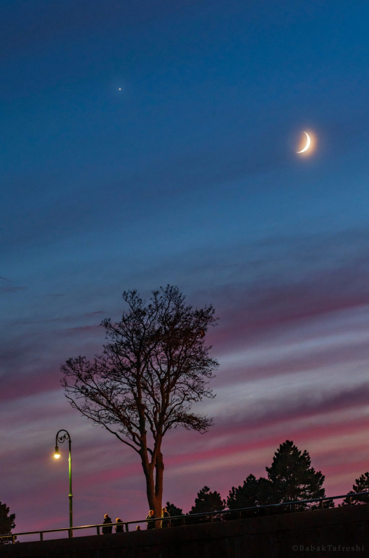 Moon and Venus in a Colorful Dusk