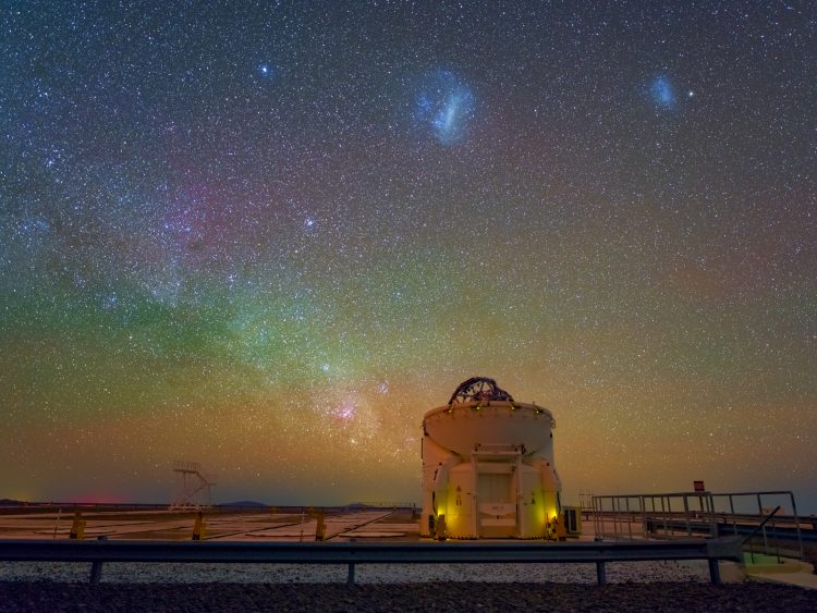 Magellanic Clouds Above the VLT Telescope