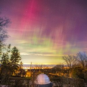 Auroral Display Over Southern Ontario
