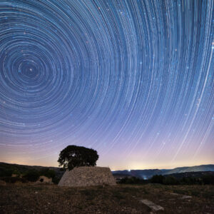 Muragghiu Under a Vortex of Stars