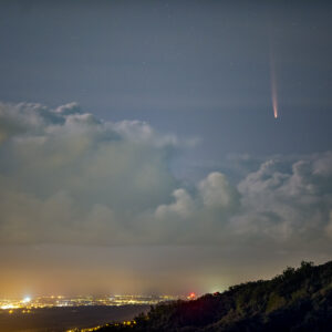 Comet Tsuchinshan-ATLAS from Reunion Island