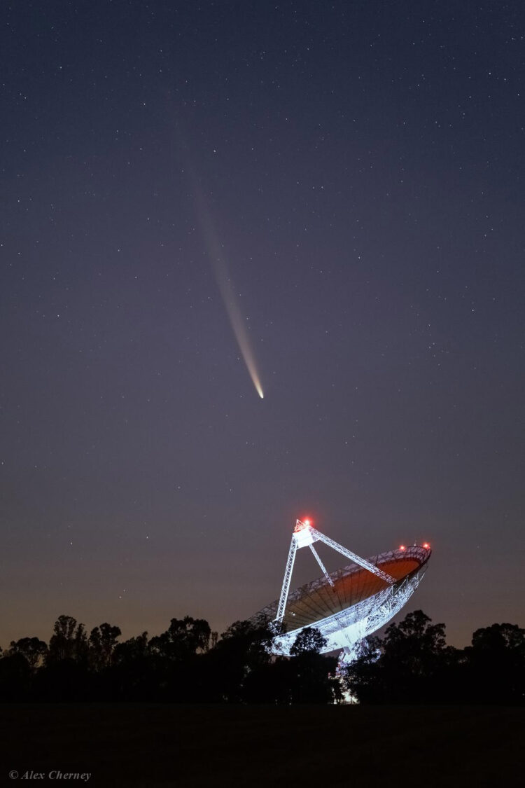 Comet T-A Over Parkes Radio Telescope