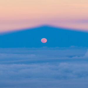 Supermoon and the Mauna Kea Shadow