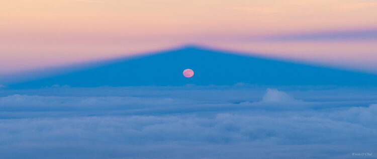 Supermoon and the Mauna Kea Shadow