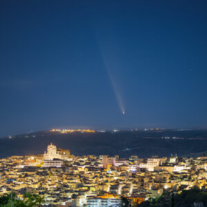 Comet Tsuchinshan-Atlas Shines Over Sicily