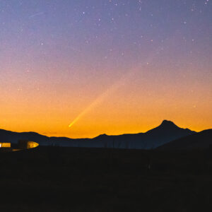 Comet ATLAS and Mount Cooke