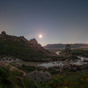 Where Rivers Curve and Stars Fade