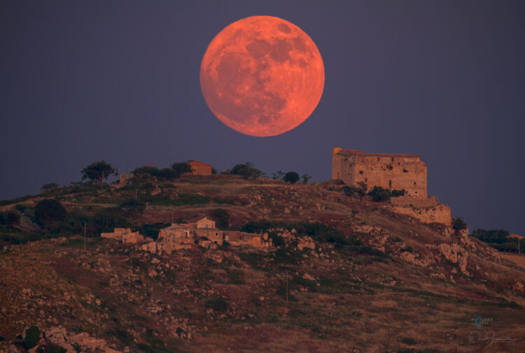 Strawberry Moon and the Castle