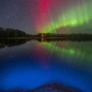 Beautiful Aurora and Fluorescence