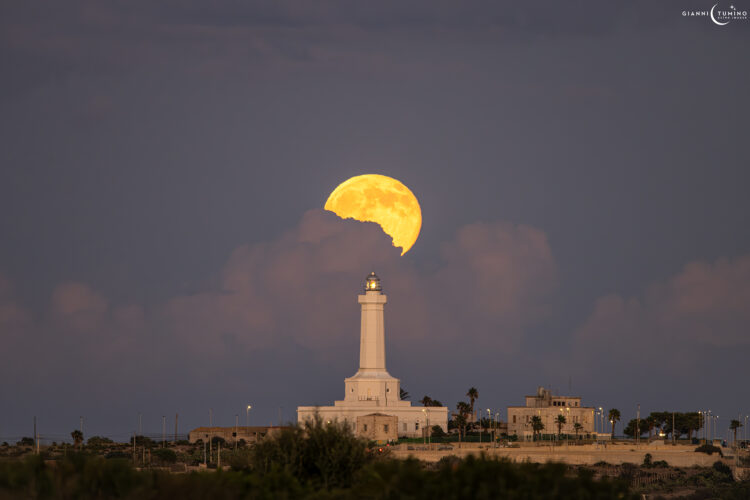The Full Moon and the Clouds
